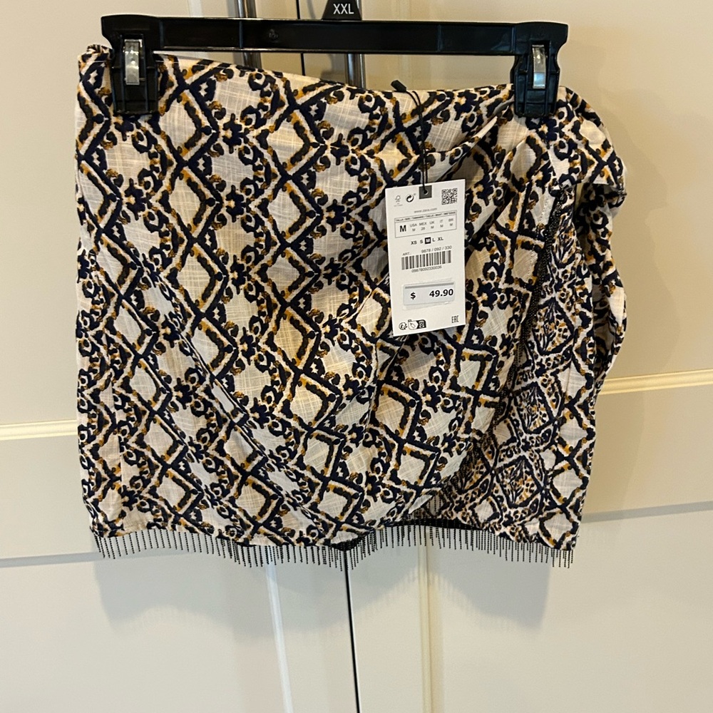 NWT! Zara fringed hem miniskirt